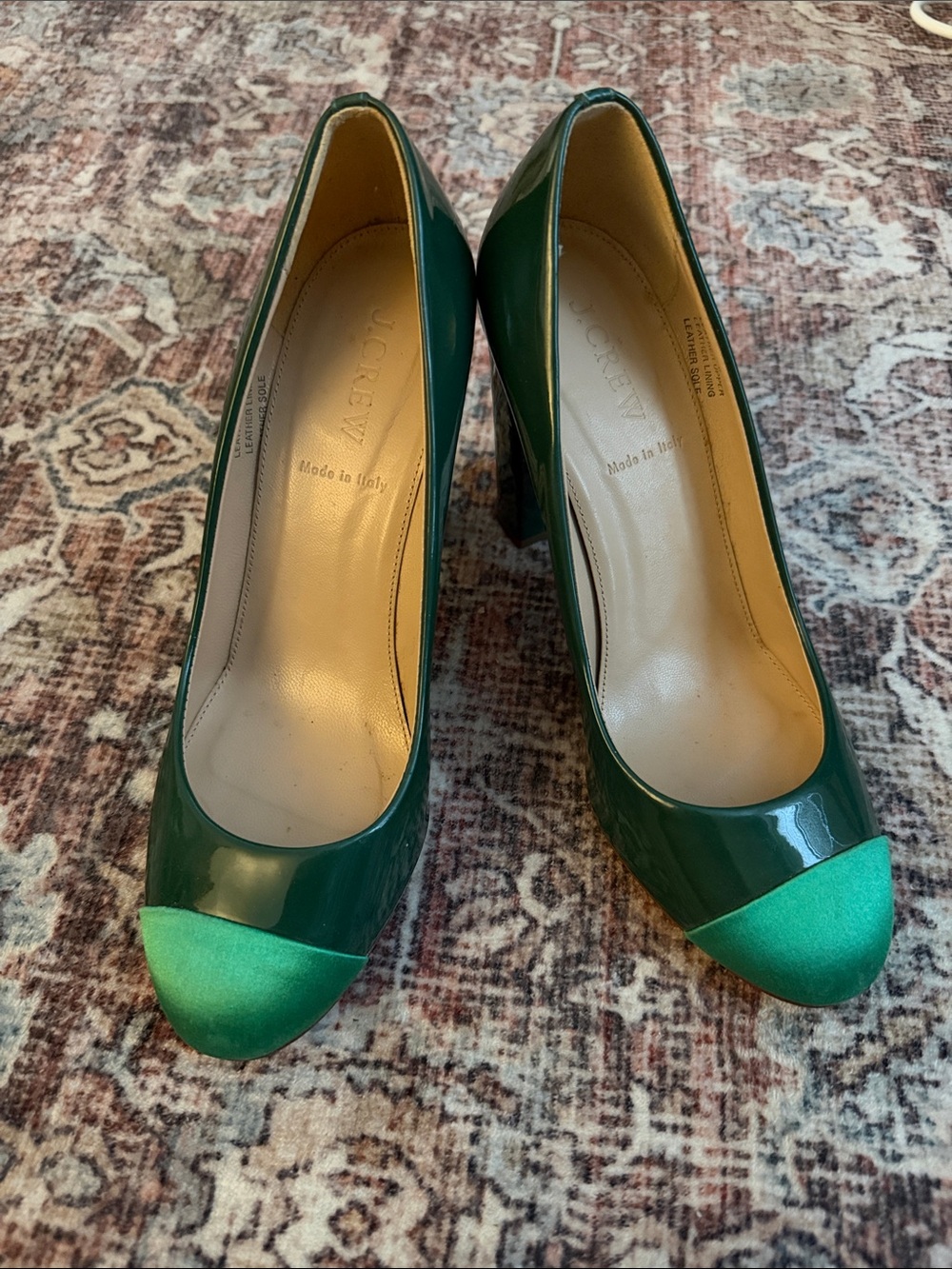 J. Crew Classic Italian Patent Leather Kelly Green Round Toe Pumps Size 7.5